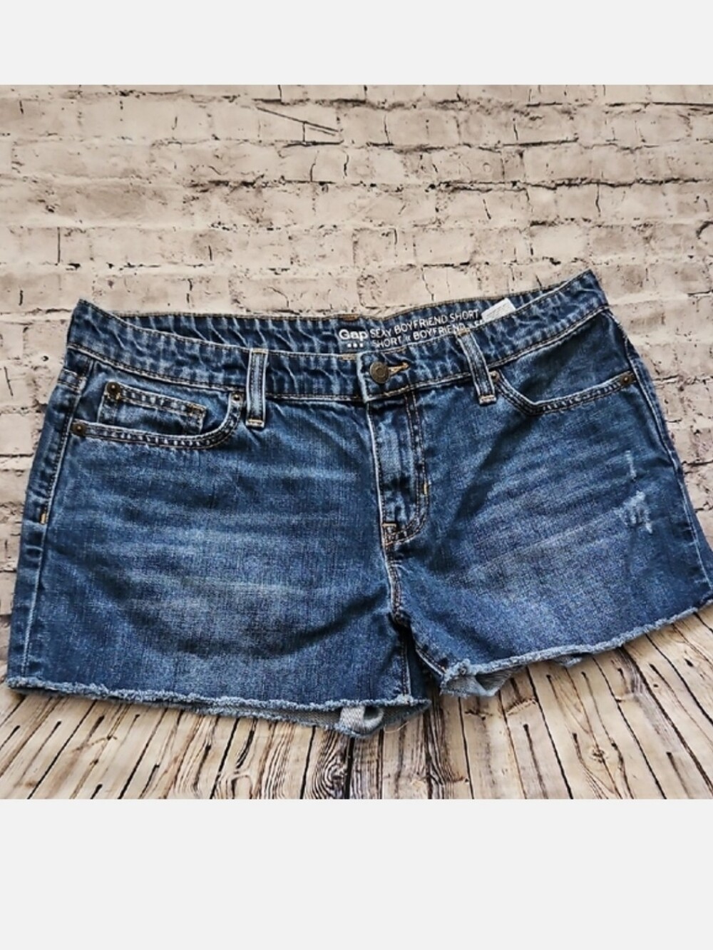 Gap Womens Shorts Blue Sexy Boyfriend Grunge Cotton Distress Low Rise Size 8/29